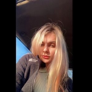 Meet your Posher, Abbigail